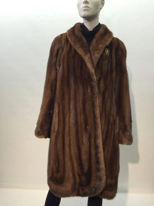 Samuel Fourrures - Mahogany mink coat with patterns - 6961 -