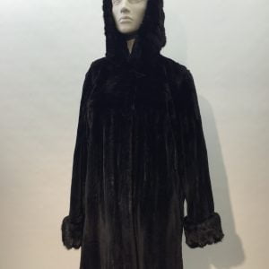 Samuel Fourrures - Manteau de vison femelle rasé teint noir long avec capuchon - 6967 - Robe