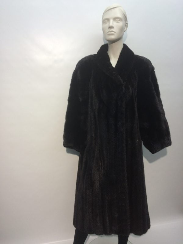 Samuel Fourrures - Female ranch mink coat - 7245 - Fur