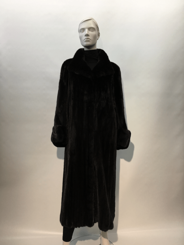 Samuel Fourrures - Long female mink coat - 7467 - Muskrat