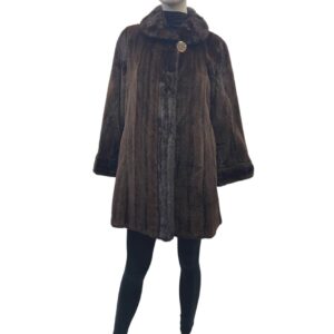 manteau de vison femelle rasé brun 8421