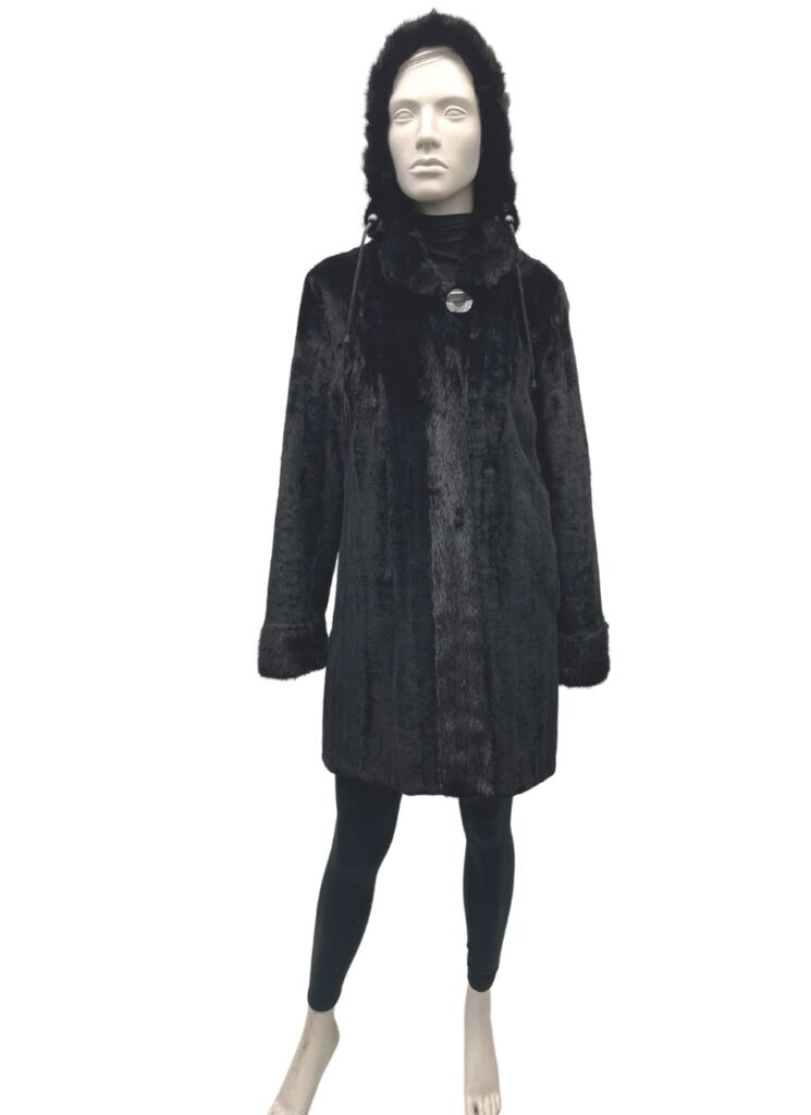 manteau 3/4 vison rasé mâle teint noir et capuchon 8454