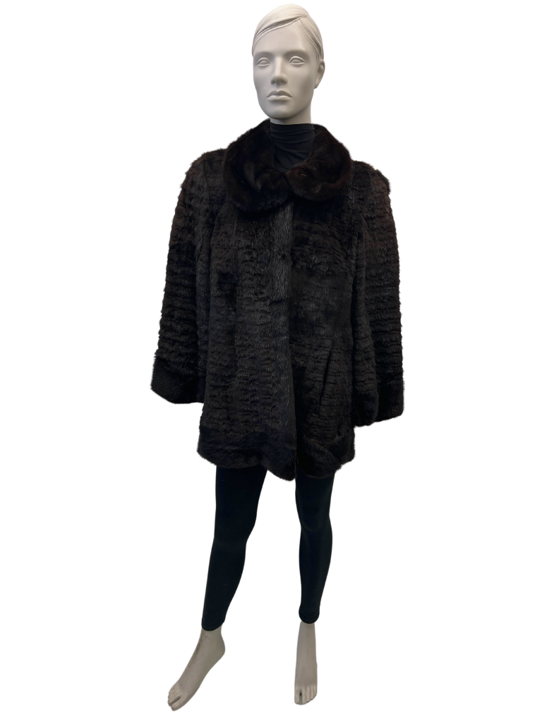 manteau de vison foncé texture et long poil 8559